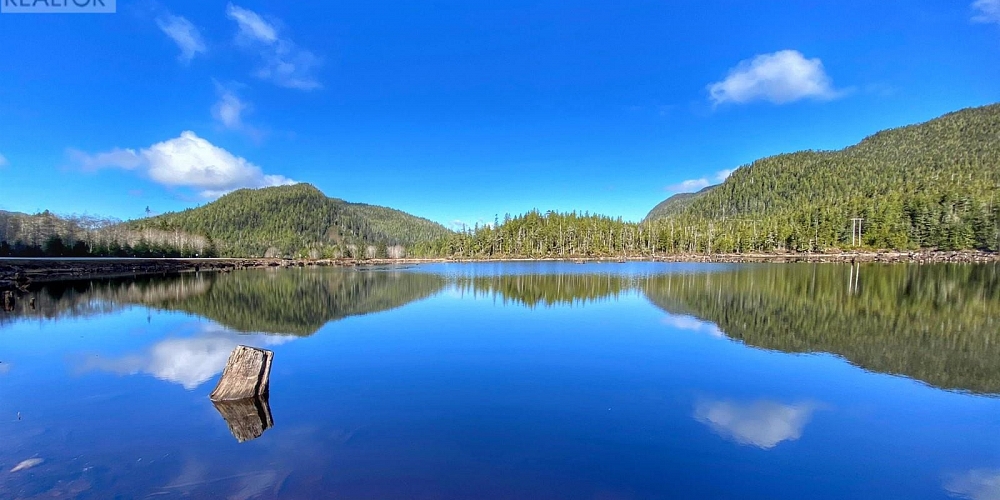 DL 972 16 HIGHWAY Port Edward Photo 15 DL 972 16 HIGHWAY Port Edward Photo 15